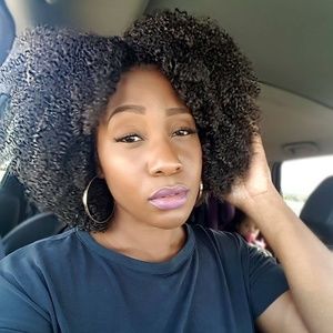 Meet your Posher, Samantha